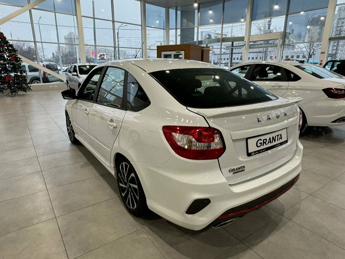 Lada Granta Sport Лифтбек в Челябинск - фото №4