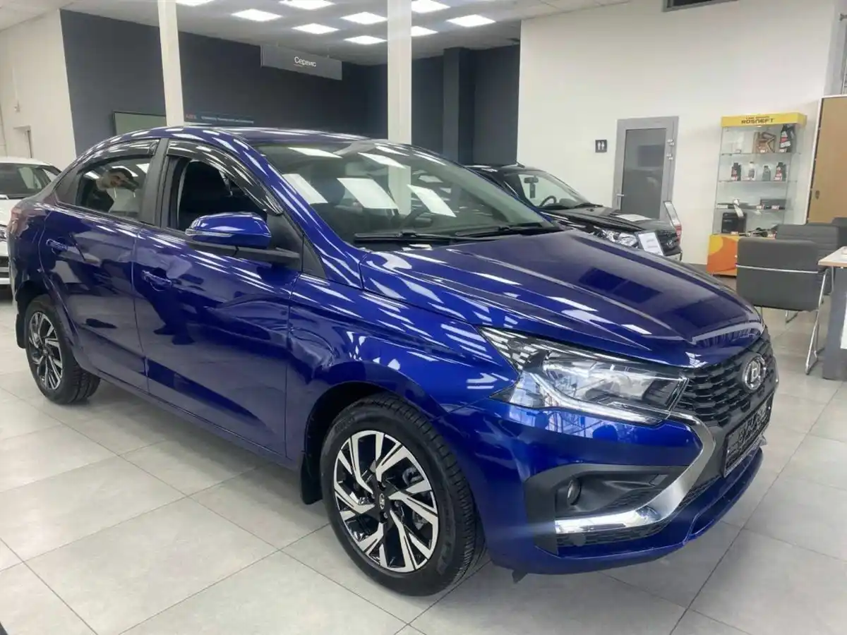 Lada Iskra Седан в Челябинск - фото №1