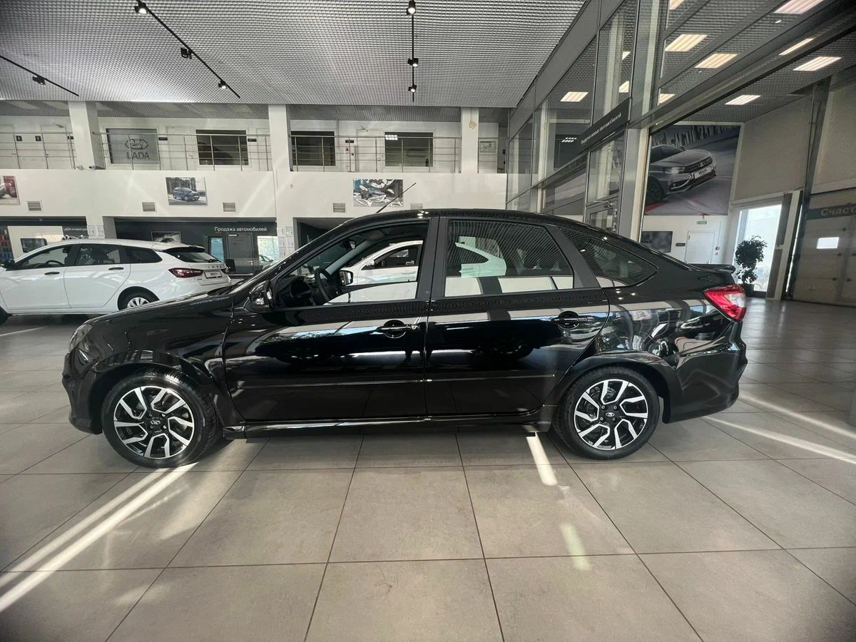 Lada Granta Sportline Лифтбек в Челябинск - фото №2