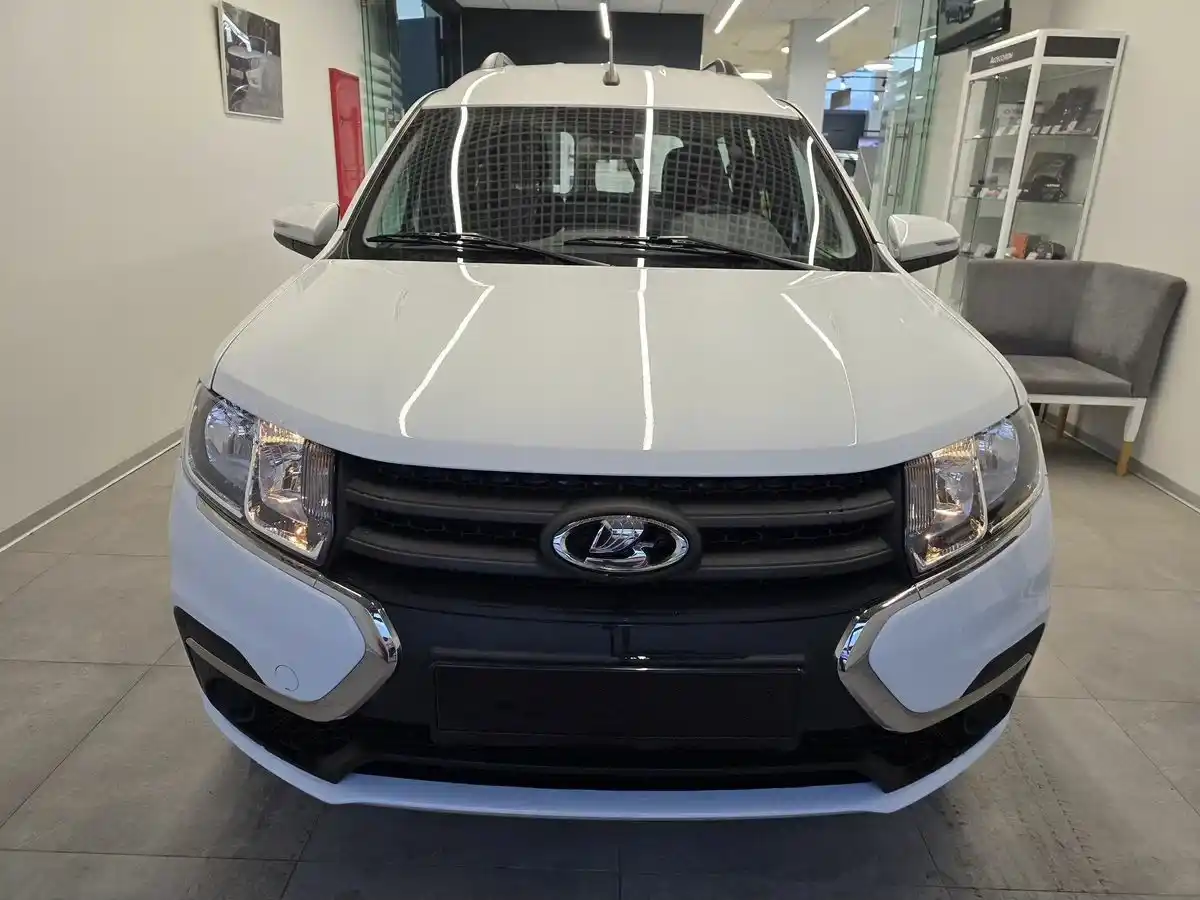 Lada Largus CNG в Челябинск - еще фото