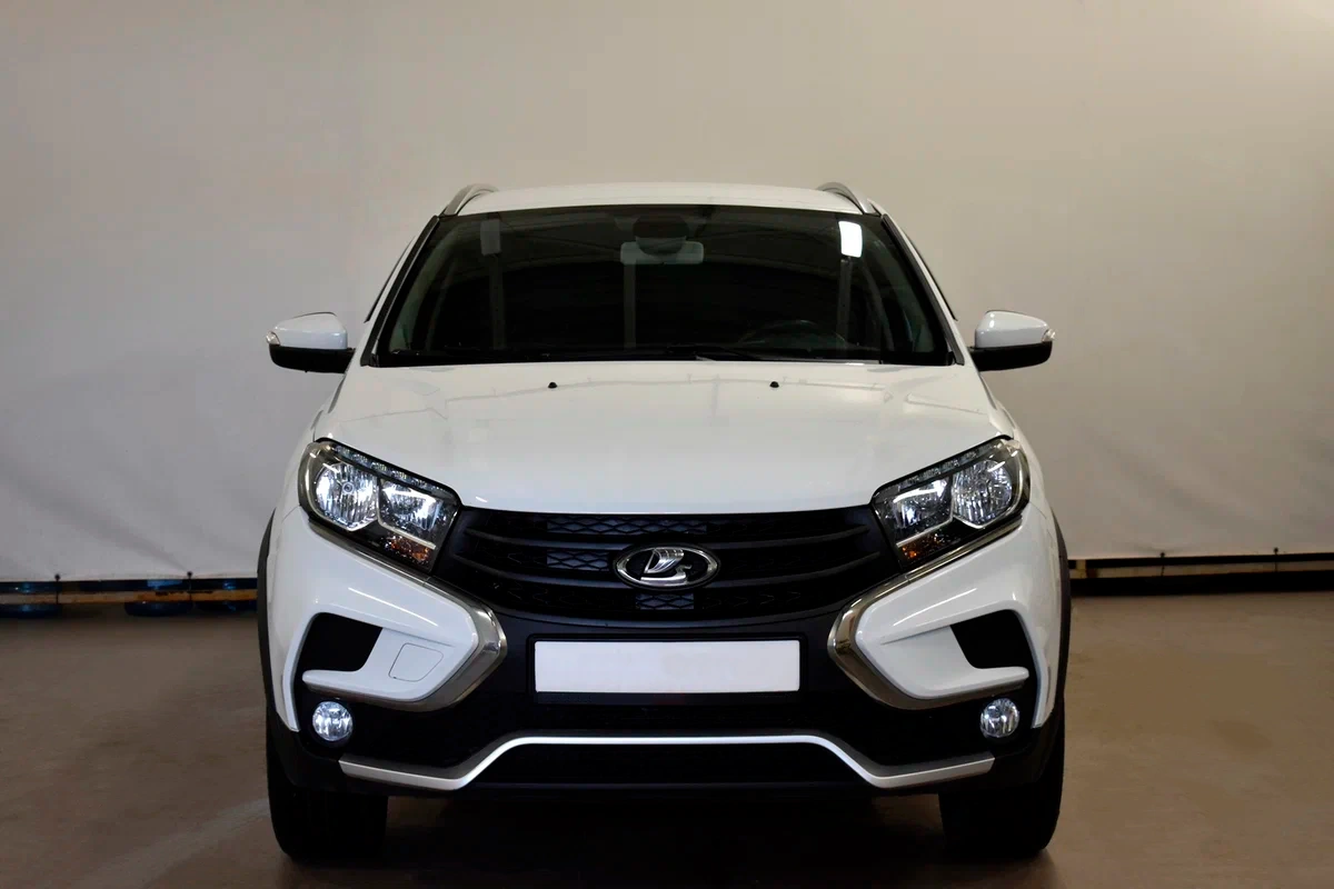 Lada Xray Cross в Челябинск - фото №1